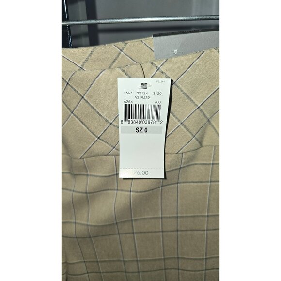 Van Heusen Women's Slim Fit Super Stretch Pull-on Crop - Tan/plaid - Size 0 - NW - Picture 2 of 4
